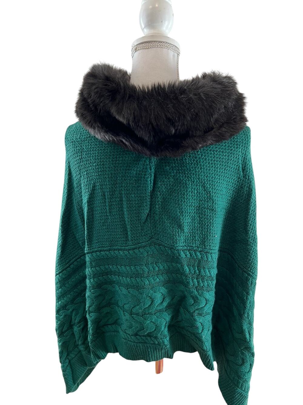 Talbots Cable Knit Faux Fur Trim Poncho Cape Evergreen S